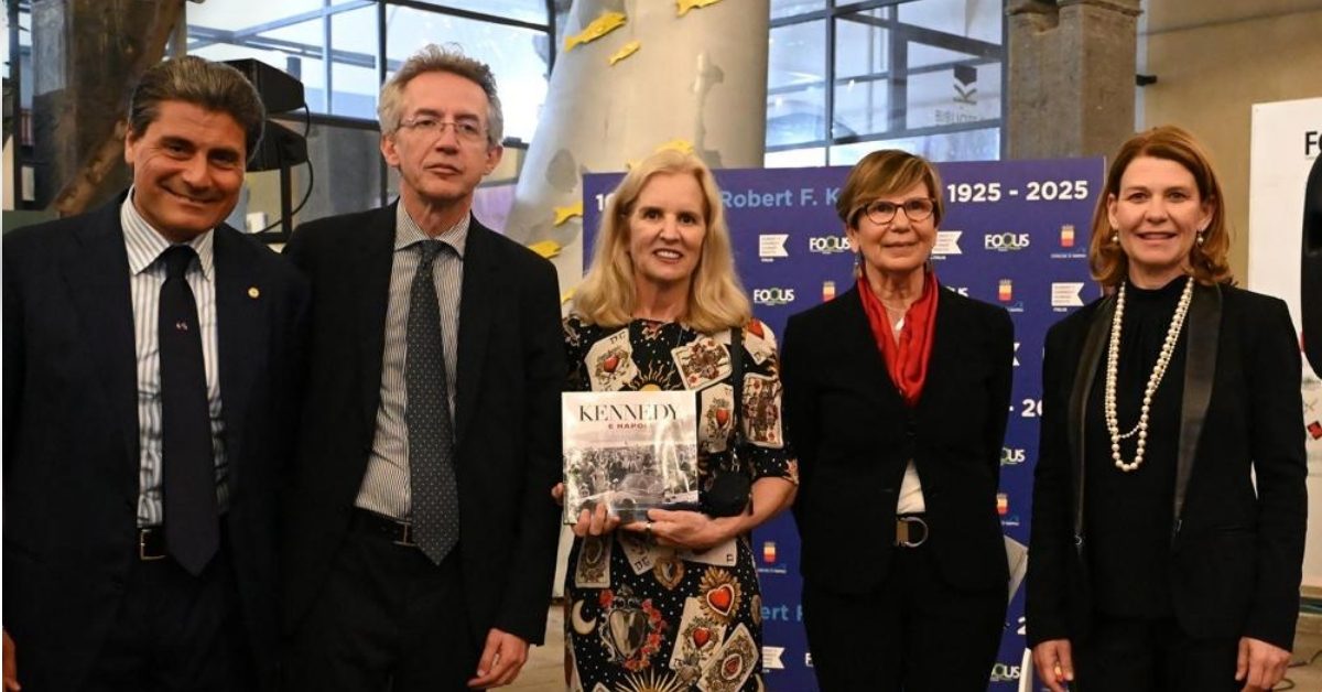 massimo petrone incontra kerry kennedy a napoli alla fondazione fooqus