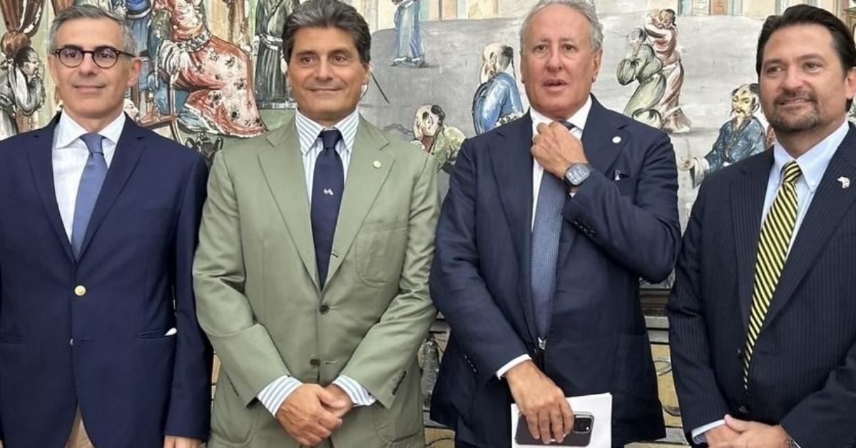 Si è tenuta mercoledì 10 settembre presso la Sala Cinese della Reggia di Portici, sede del Dipartimento di Agraria dell’Università Federico II, la firma ufficiale del protocollo d’intesa tra AmCham Italy e Università degli Studi di Napoli Federico II.